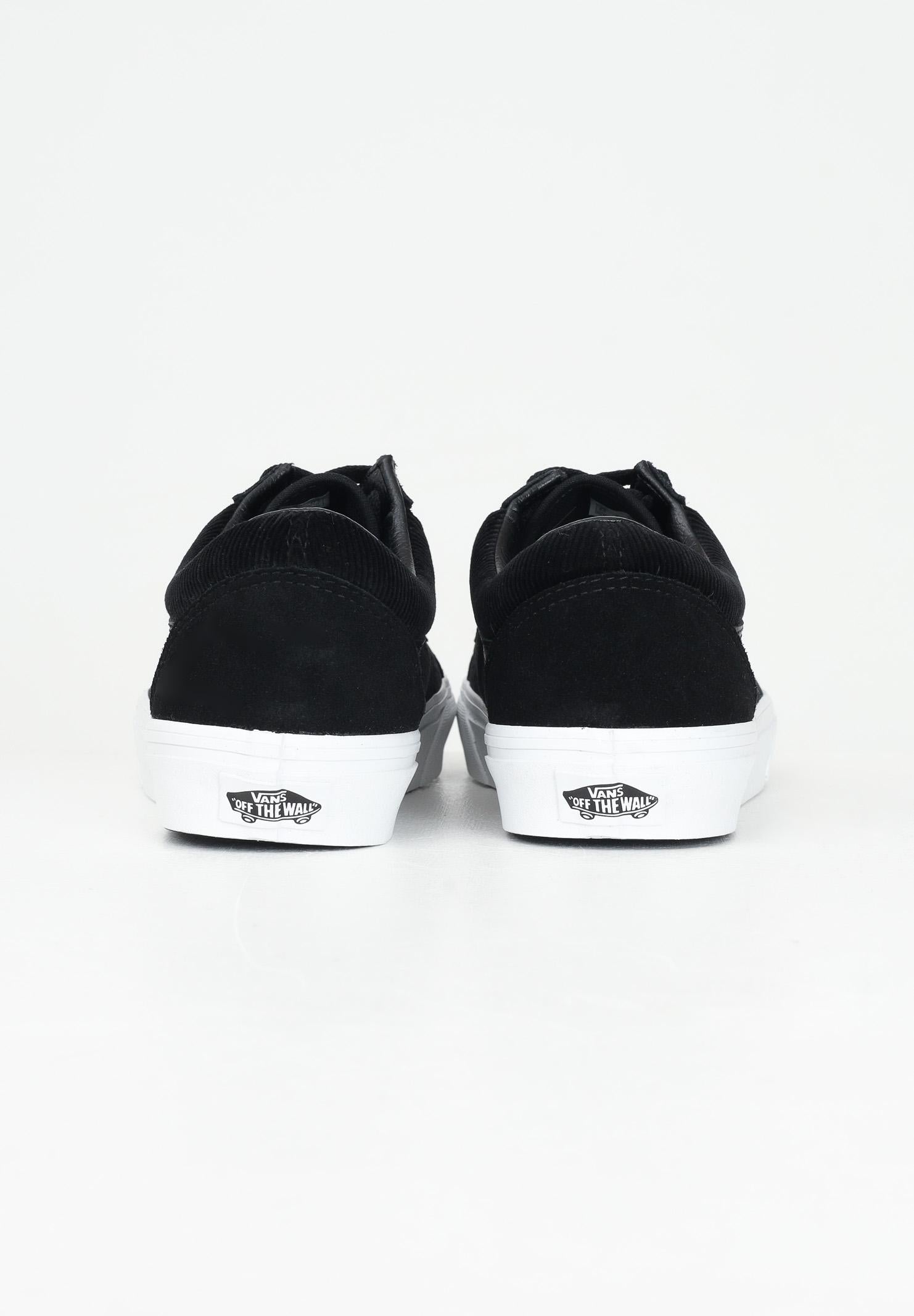 VANS VN000CR5BM81