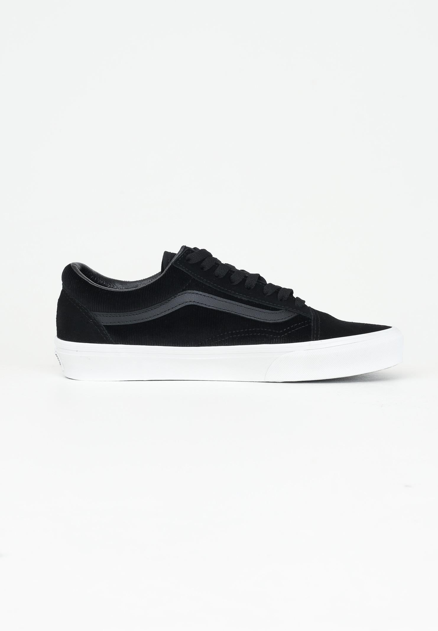 VANS VN000CR5BM81