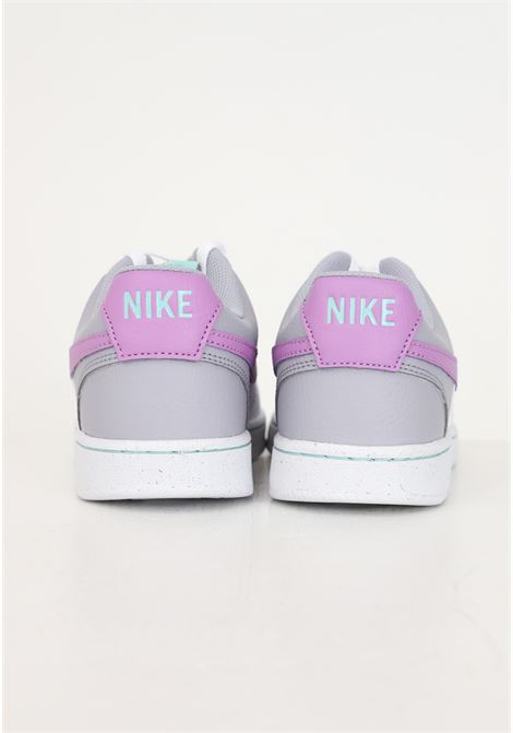 Sneakers bianca e grigia Nike W Court Vision Lo Next Nature con dettagli viola e acquamarina NIKE | FN7141100