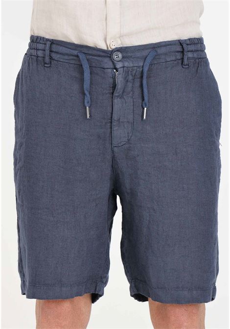 Shorts da uomo blu notte con etichetta logo sul retro BOMBOOGIE | BMPARK-T-LCC20