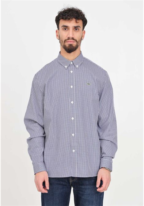 Camicia da uomo a quadretti blu e bianca patch logo LACOSTE | CH2932522