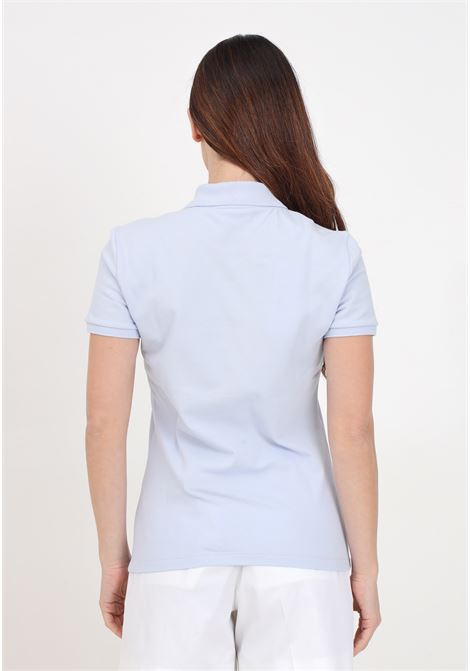 Polo donna azzurro chiaro a mezze maniche con patch logo LACOSTE | PF5462J2G