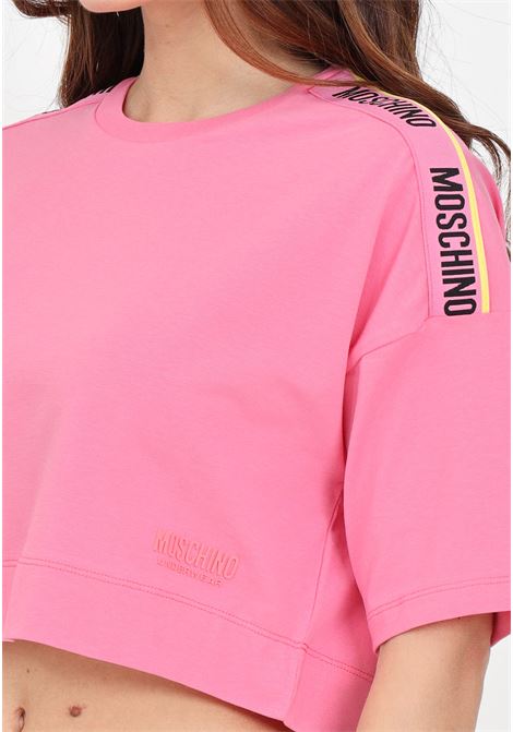 T-shirt donna rosa con nastro logato con riga gialla e logo in gomma MOSCHINO | A071544060245