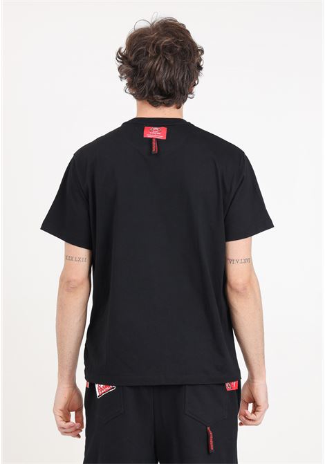 T-shirt da uomo nera stampa bocca sul davanti a colori e vari patch logo SPRAYGROUND | SP439BLK.