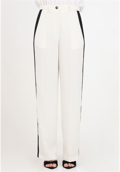 Women's butter-colored trousers with black satin effect on the pockets VICOLO | TB0275BU03